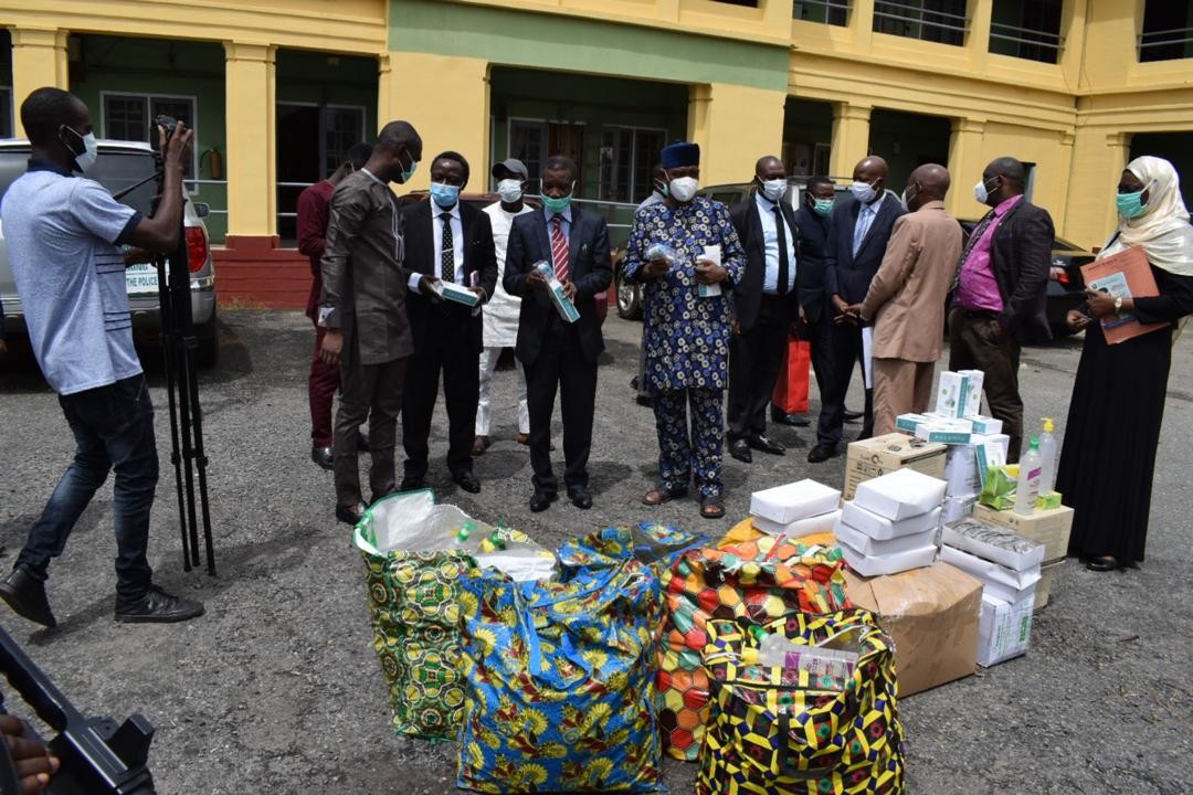 Giftedmom Donates Medical Materials To Oyo State Govt. To Combat COVID-19  