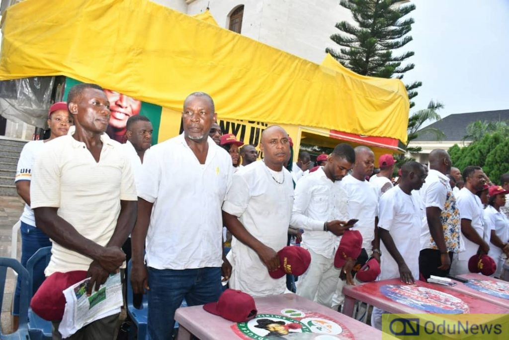 YPP Anambra Guber Candidate, Sen. Ifeanyi Ubah Meets Party Structure Leaders  