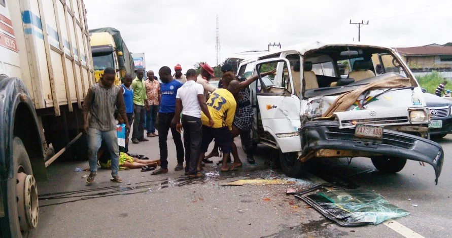 Road Accidents In Nigeria Killed 1,834 People In 3 Months - NBS  