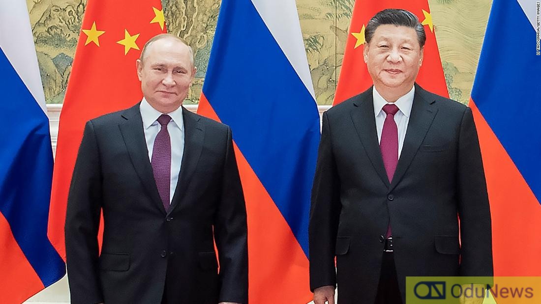 China's Xi Jinping Meets Putin, Expresses Concerns Over Ukraine War  