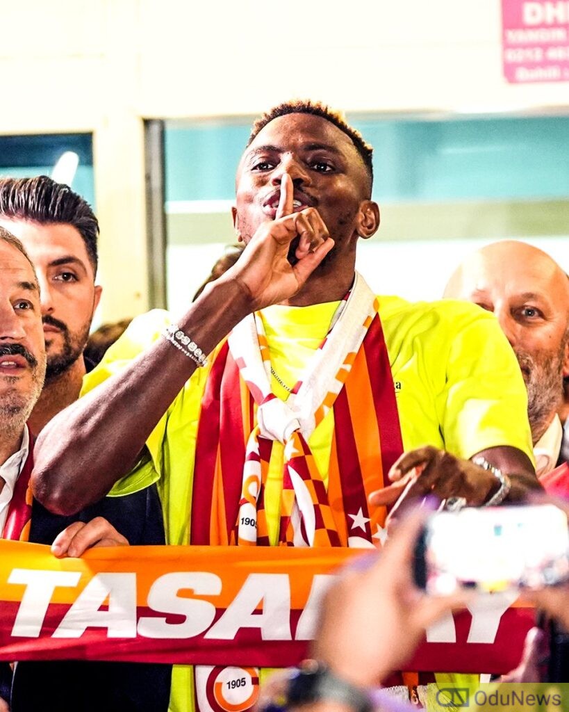 Victor Osimhen Receives Warm Welcome from Galatasaray Fans After Loan Move  