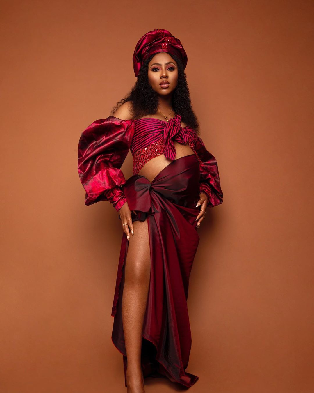 Stephanie Coker Clocks 31, Flaunts Baby Bump