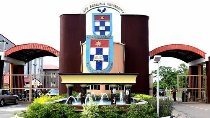 ABUAD: See Punishment For Boys And Girls Seen Holding Hands