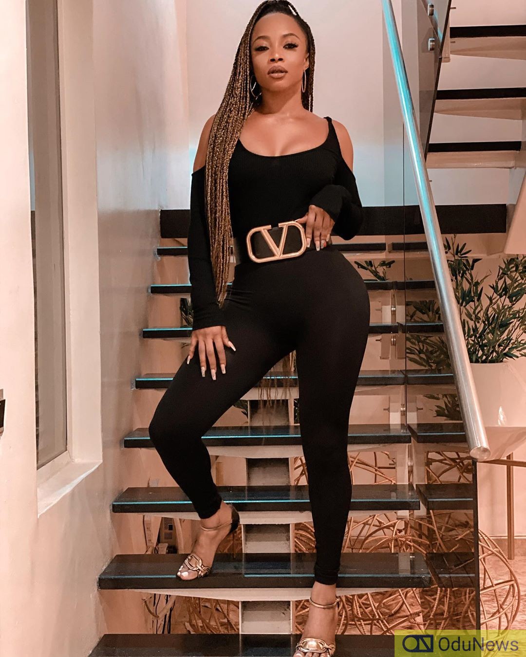 Fans Blast Toke Makinwa Over Side Chick Comments