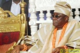 Nigerians Demand The Arrest Of 'Oba Of Lagos' For Money Laundering  