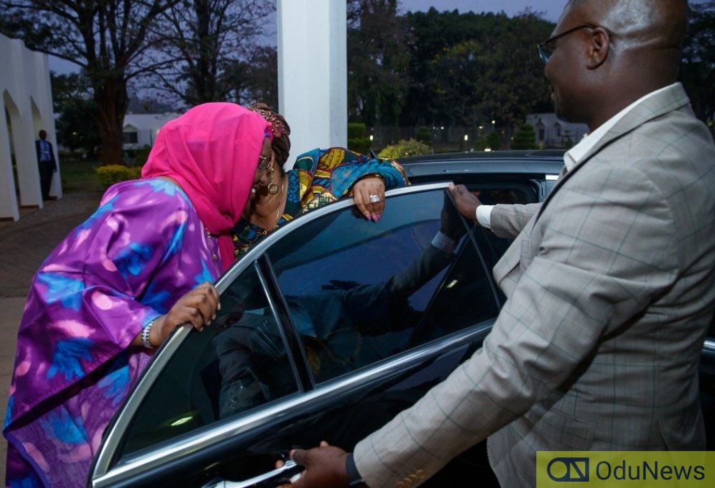 [PHOTOS] Aisha Buhari, Patience Jonathan Meet In Aso Rock  