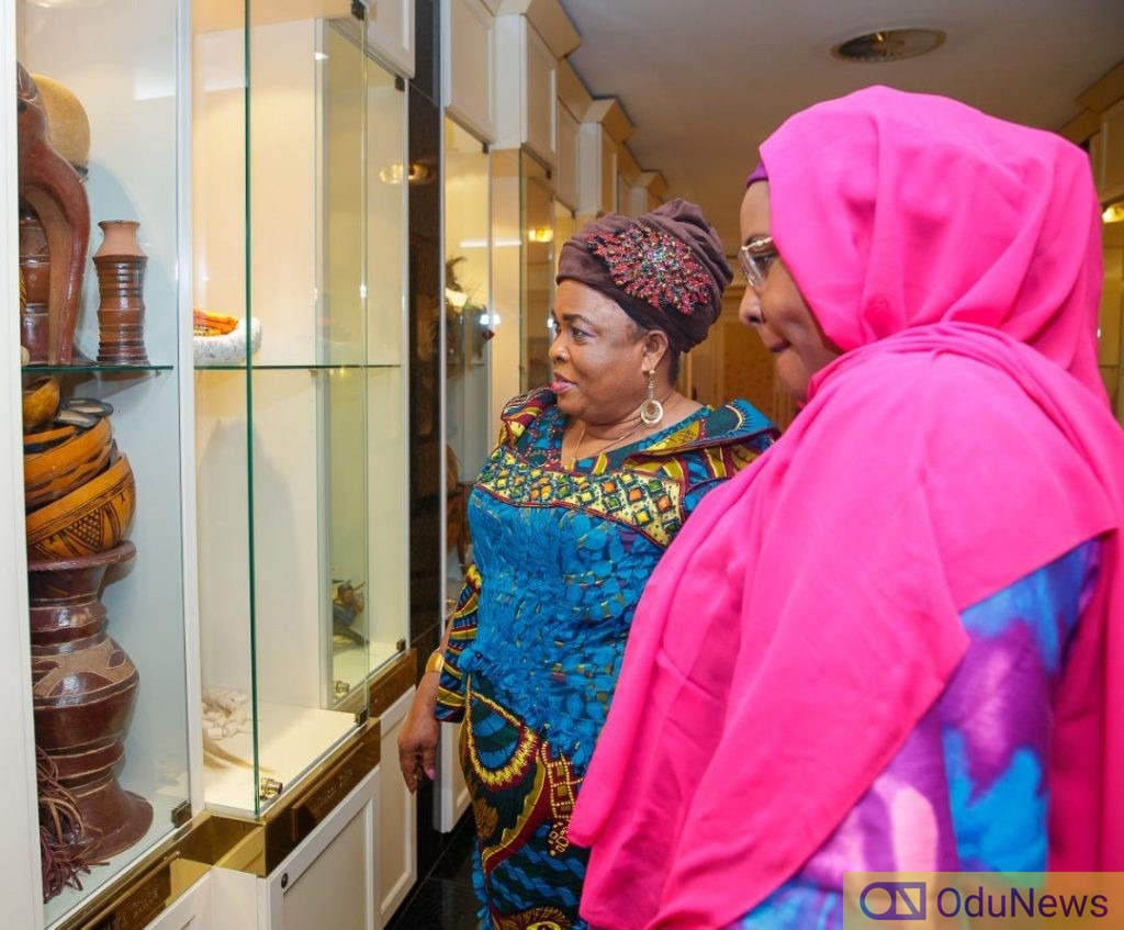 [PHOTOS] Aisha Buhari, Patience Jonathan Meet In Aso Rock  