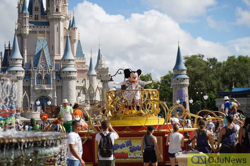 Coronavirus: Disney World Equipping Visitors With Hand Sanitizers