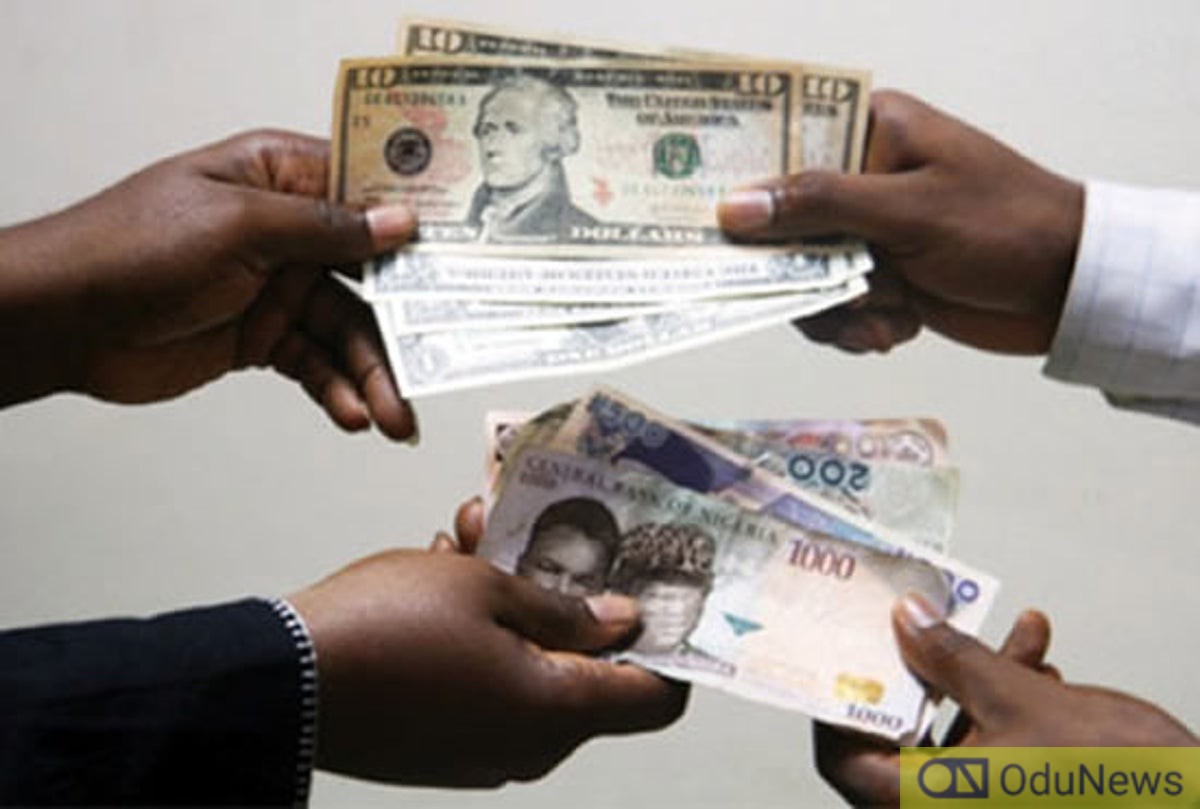 Naira Rises To N440 Per Dollar At Black Market  