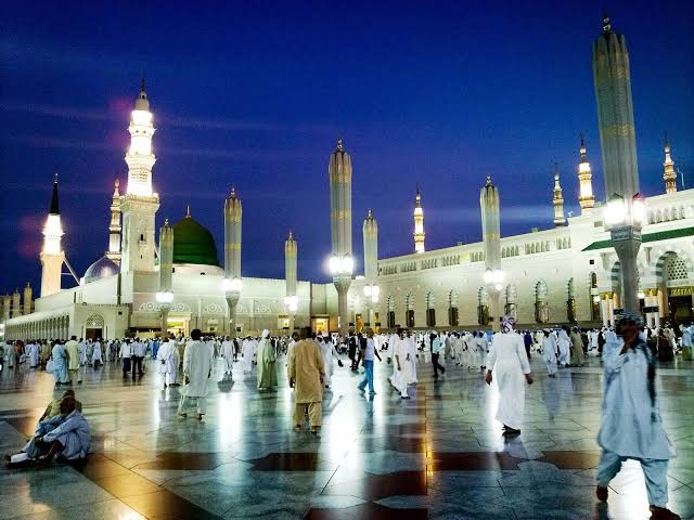 Saudi Arabia Imposes 24-Hour Curfew In Mecca, Medina  