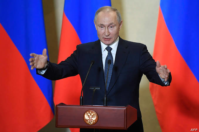 COVID-19: Putin Pays Additional Monthly Bonus $1,000 To Russian Doctors