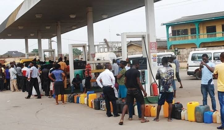 Fuel Scarcity Looms As FG, Oil Marketers Disagree On Pricing  