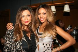 Beyoncé's Mum Posts Baby Photos Of Herself & Her Daughter & They're Practically Twins  
