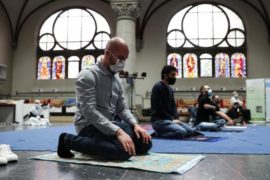 Muslims Pray In Berlin Church To Observe Social Distancing Rules [WATCH VIDEO]  