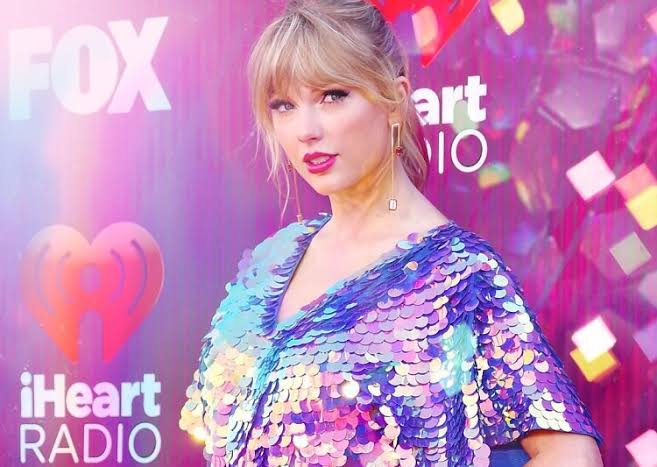 Remove Statues Symbolizing Patterns Of Racism - Taylor Swift