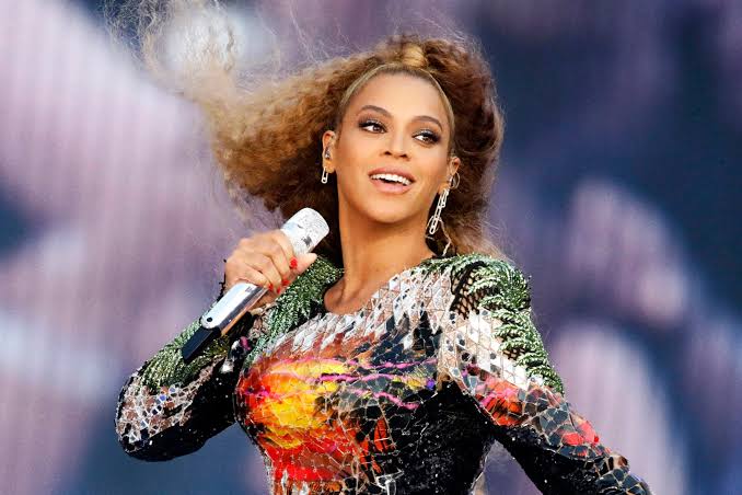 BET Awards: Beyoncé To Be Honored For Humanitarian Work  