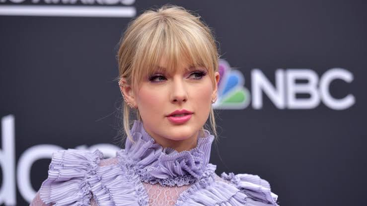 Remove Statues Symbolizing Patterns Of Racism – Taylor Swift
