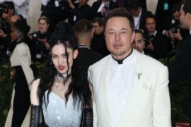 Grimes Calls Out Elon Musk Over 'Pronouns Suck' Tweet  