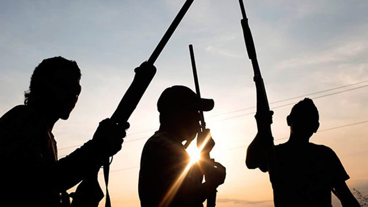 Four Killed As Gunmen Attack US Convoy In Anambra  