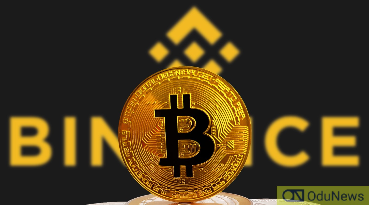 binance pauses bitcoin withdrawals due to a stuck transaction as