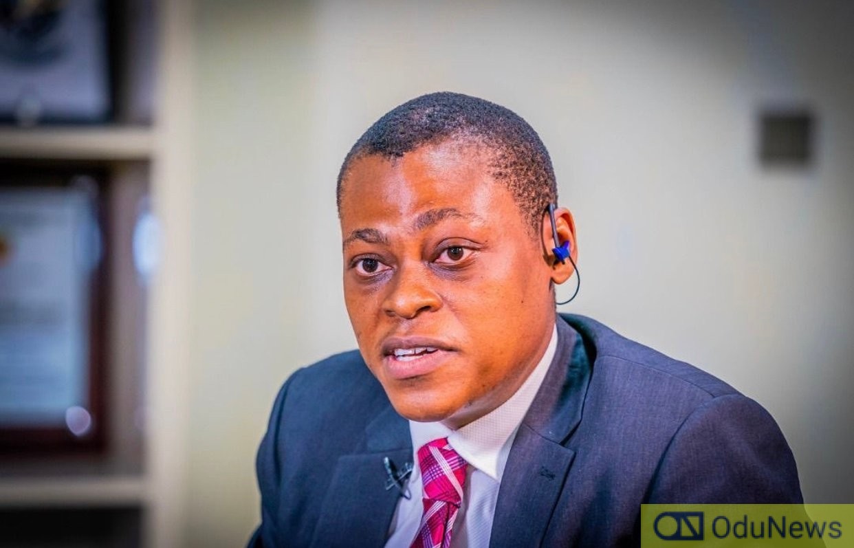Traffic Offence: Arise TV Journalist Rufai Oseni Apologises After Paying N70,000 Fine  