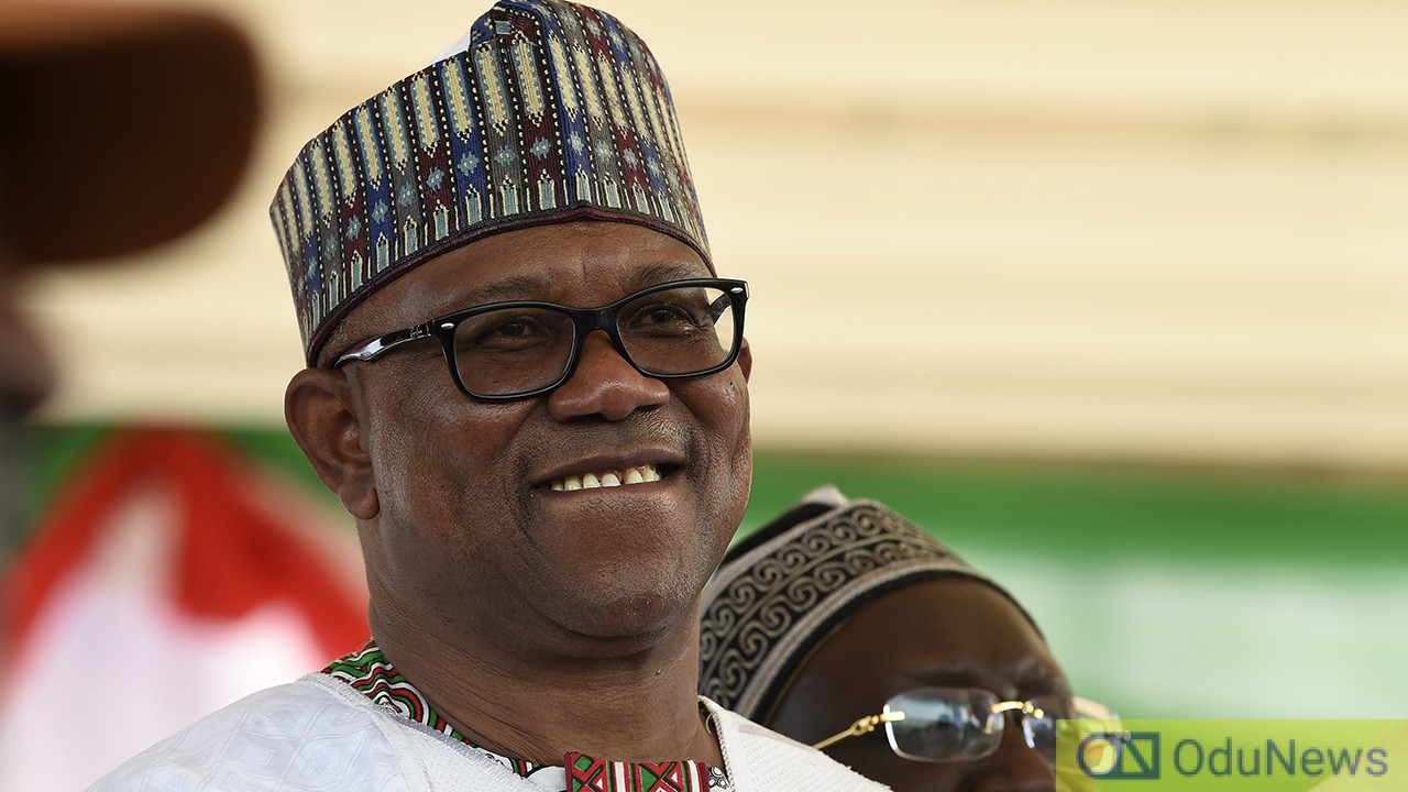 Residents Attack, Stone Peter Obi's Convoy During Campaign In Katsina  