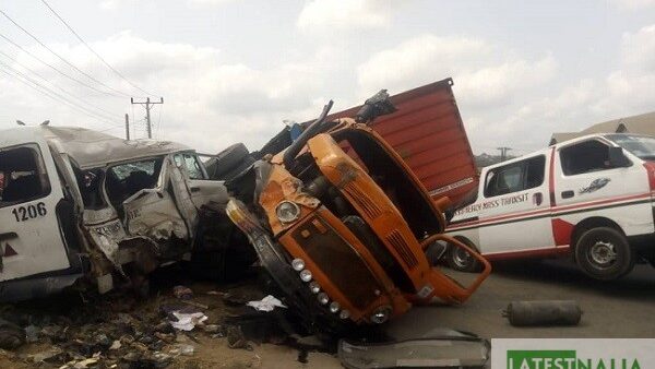 Tragic Collision on Benin-Lagos Expressway Claims Eleven Lives