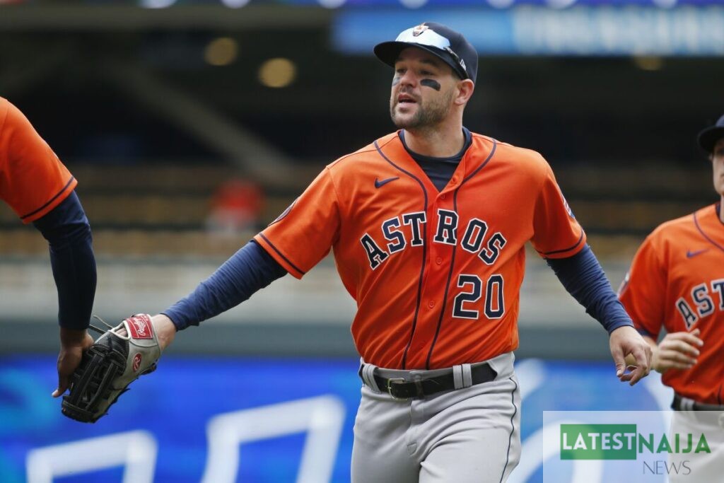 BREAKING: Chas McCormick's Triple Puts Astros Ahead, 4-1, in the 8th Inning