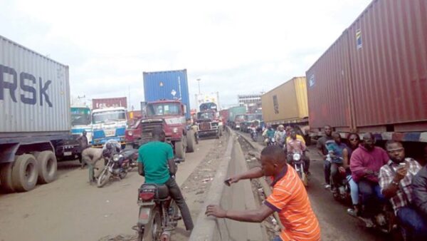 Lagos State Government Issues 24-Hour Ultimatum to Clear Oshodi-Apapa Expressway