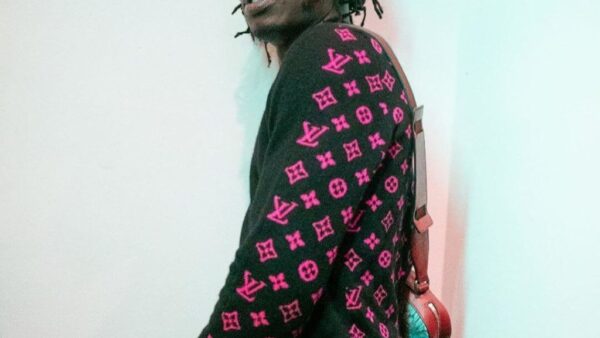 Radio Stations Ban Naira Marley’s Marlian Records Music Amidst Controversy