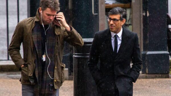 Gambling Commission Interviews Sunak’s Chief of Staff in Election Betting Probe