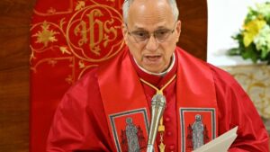 Pope Leo XIV travels to Cameroon conflict zone for peace mission