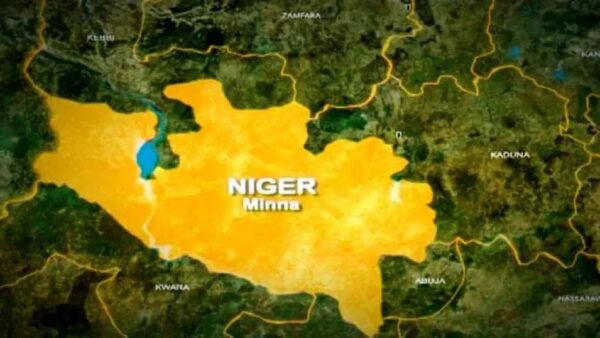 Police arrest man with gun, military uniform in Niger