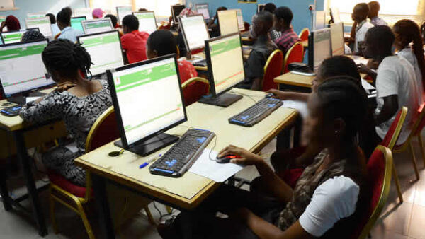 UNILAG-bound female student tops 2026 UTME with 372 marks