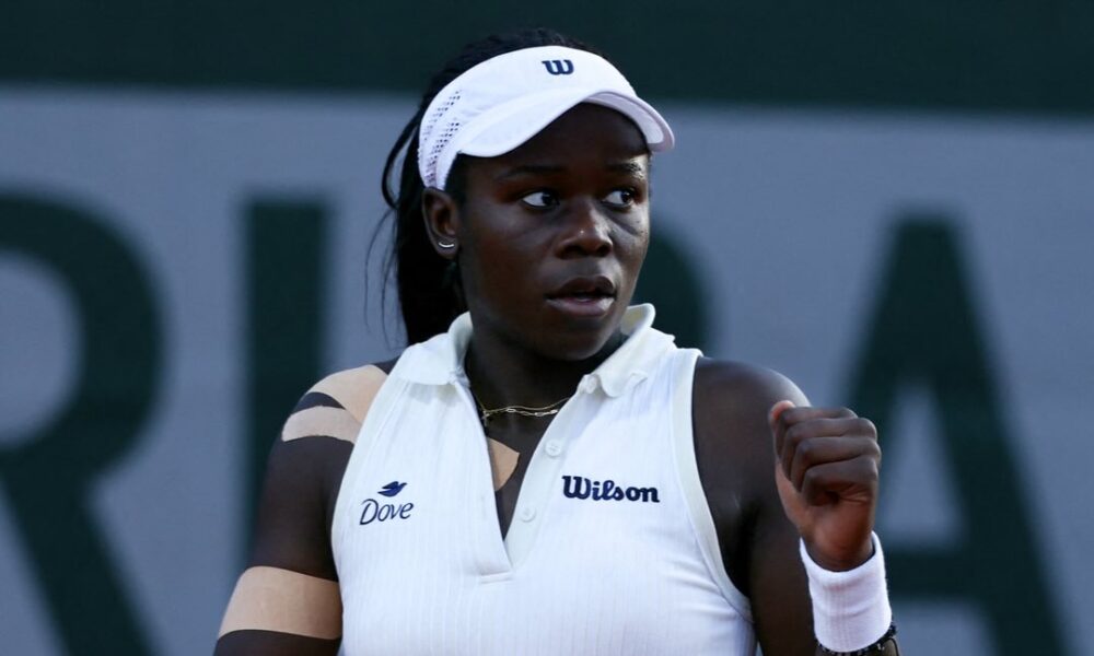 tennis player clay court match