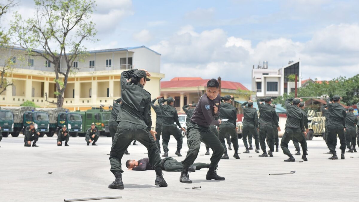 police officers training security
